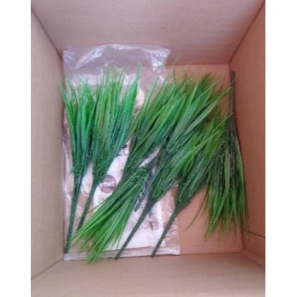 New 14pcs Fake Grass Plant, Artificial Outdoor Plants UV Resistant, Wheat Bushes - Picture 2 of 2